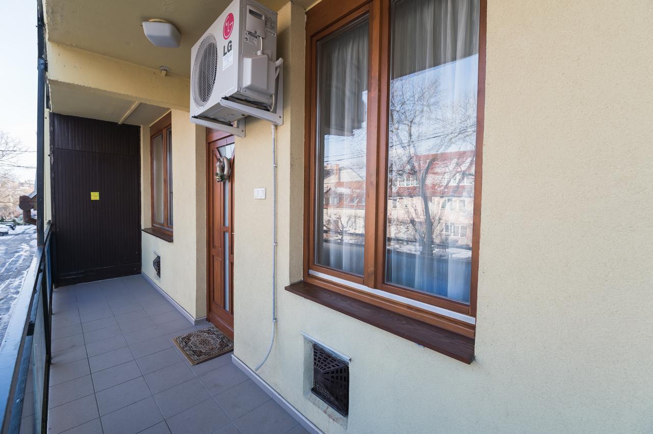Lujzi Apartman Eger Eksteriør billede
